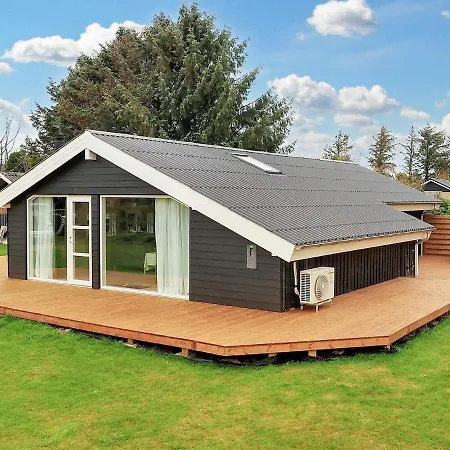 Cozy Coastal Retreat In Gronhoj-by Traum *