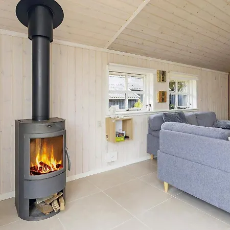 Cozy Coastal Retreat In Gronhoj-by Traum Ferienhaus