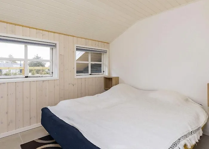 Cozy Coastal Retreat In Gronhoj-by Traum Løkken