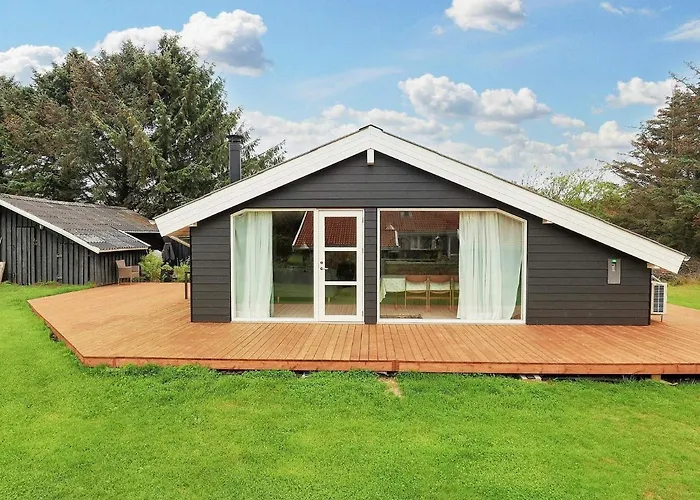 Cozy Coastal Retreat In Gronhoj-by Traum * Løkken