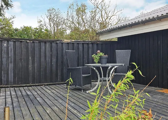 Cozy Coastal Retreat In Gronhoj-by Traum *