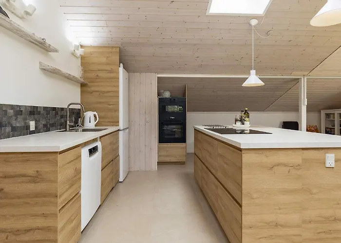 Cozy Coastal Retreat In Gronhoj-by Traum *
